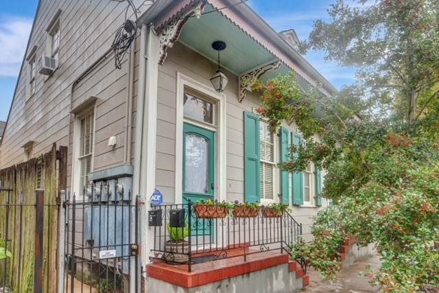 723 Kerlerec Street, New Orleans, Louisiana image 1