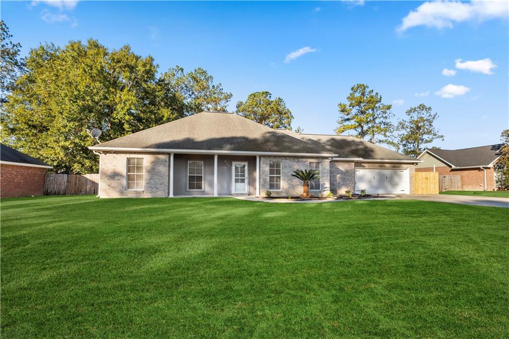 457 Silverstone Circle, Ponchatoula, Louisiana image 1