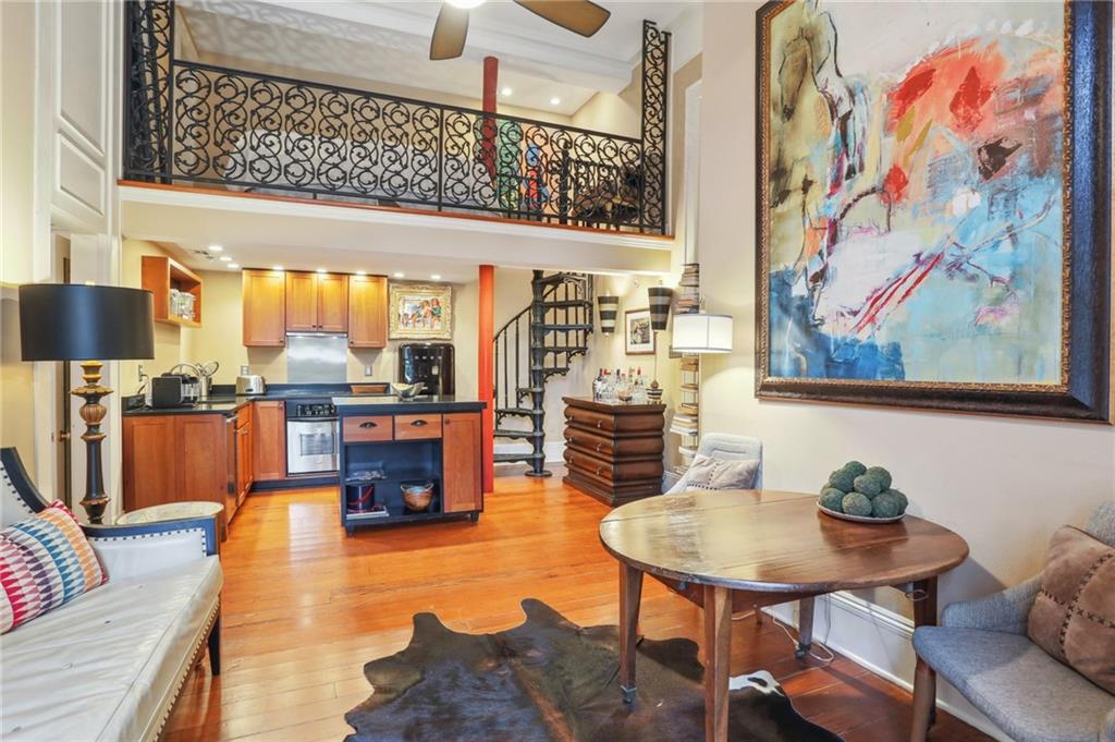 740 Esplanade Avenue #3, New Orleans, Louisiana image 3