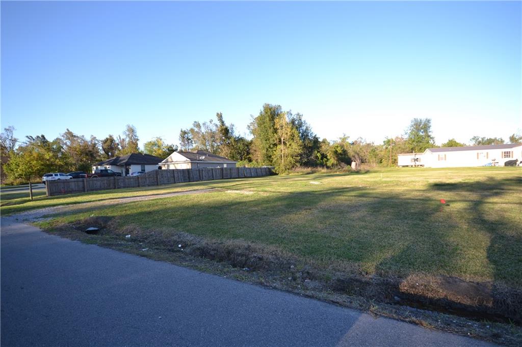 Tinney Street, Boutte, Louisiana image 3