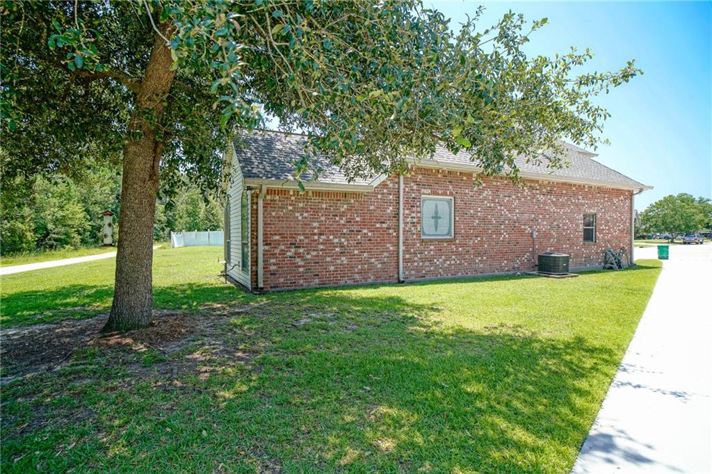 626 Bellingrath Lane, Slidell, Louisiana image 28