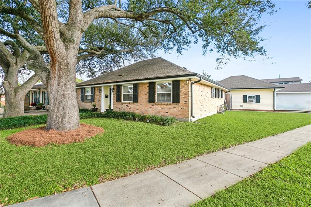 4801 Academy Drive, Metairie, Louisiana image 2