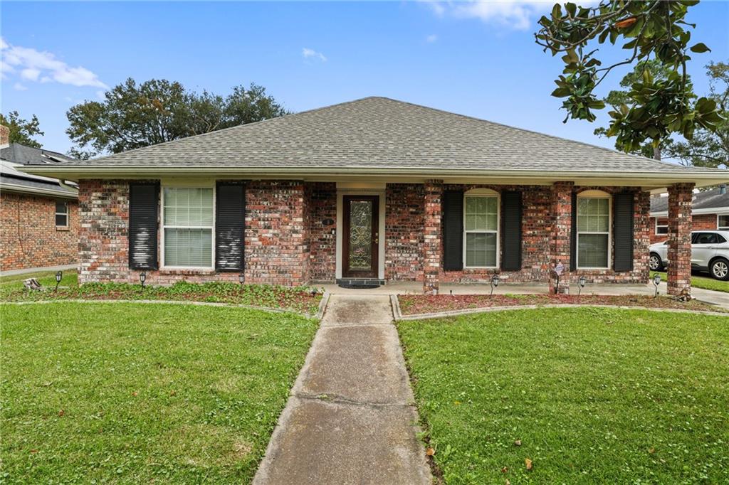 8 Brittany Drive, Kenner, Louisiana image 2