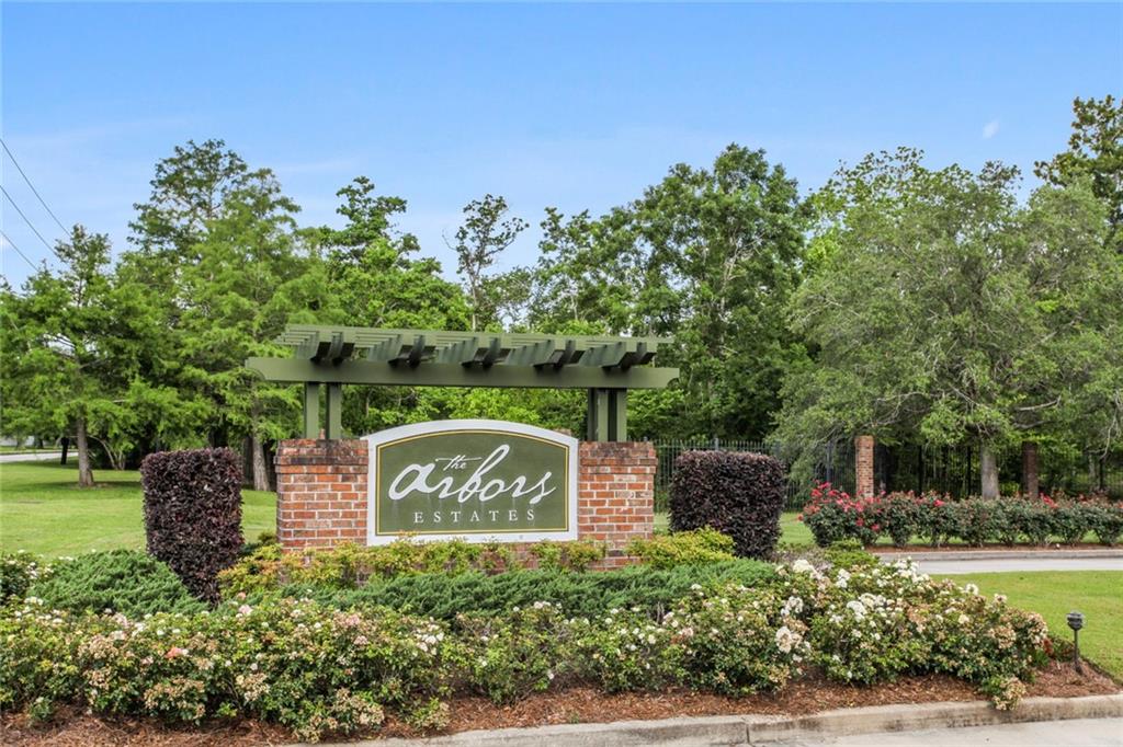 17 Arbor Circle, New Orleans, Louisiana image 1