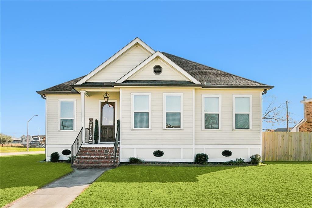 2825 Jean Lafitte Parkway, Chalmette, Louisiana image 1