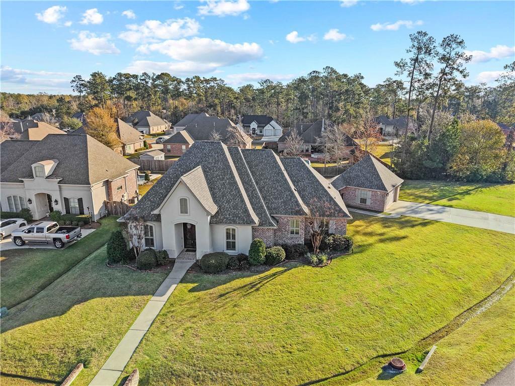 524 Belle Pointe Loop, Madisonville, Louisiana image 2