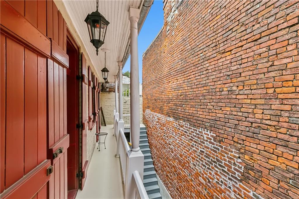 827 Burgundy Street #D, New Orleans, Louisiana image 11