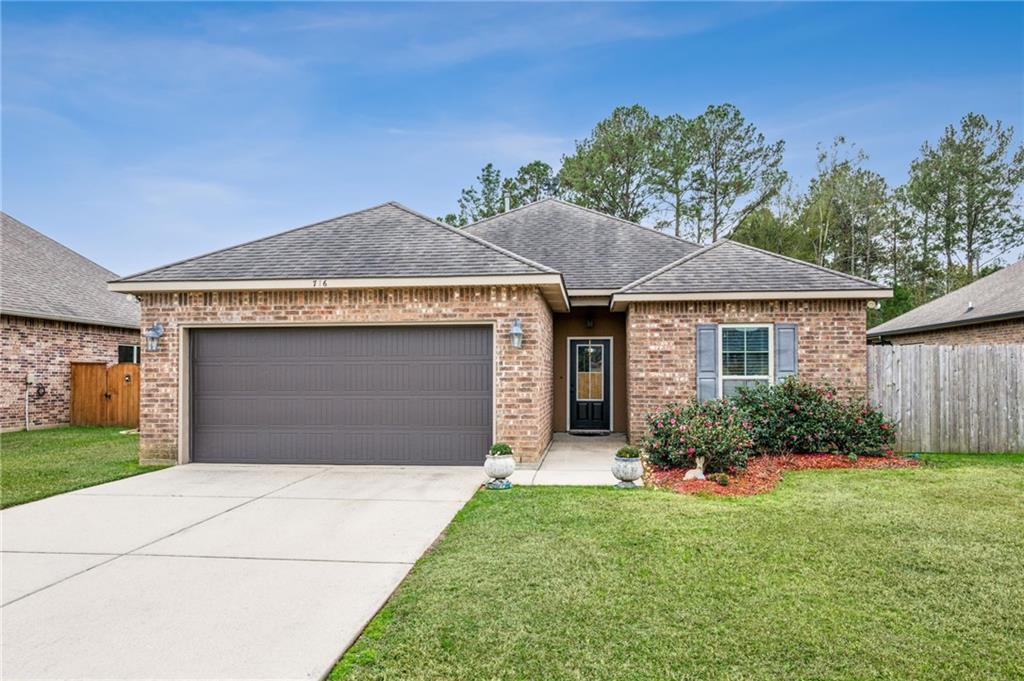 716 Branch Crossing Drive, Covington, Louisiana image 1