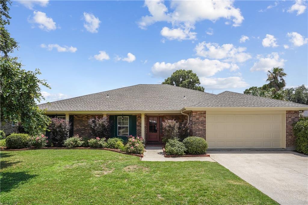 73 Woodlake Boulevard, Kenner, Louisiana image 1