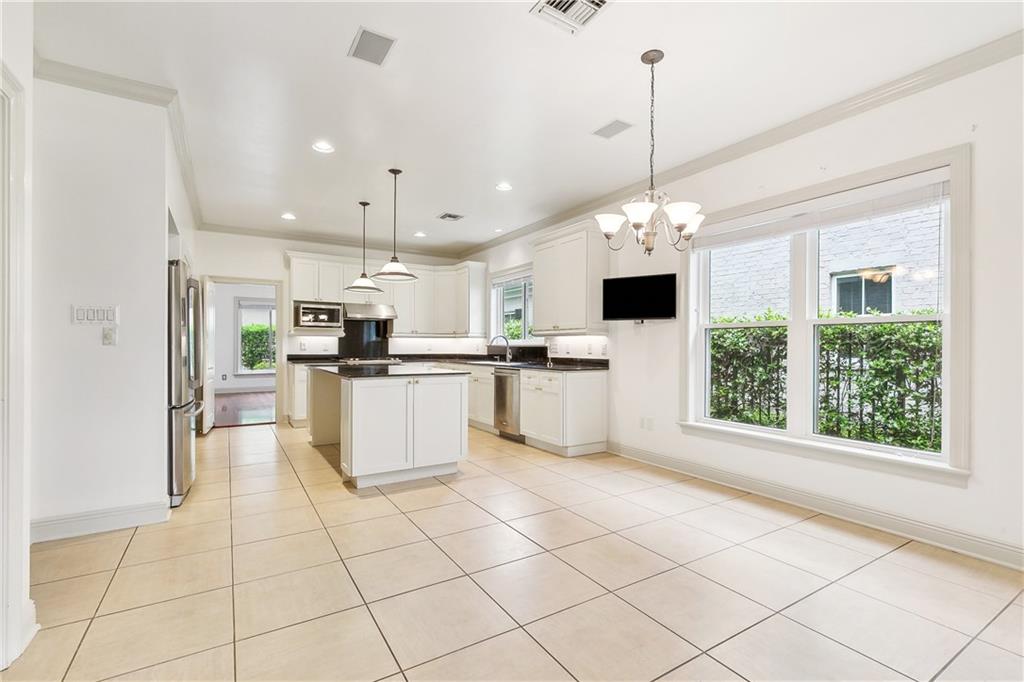 618 English Turn Drive, New Orleans, Louisiana image 8