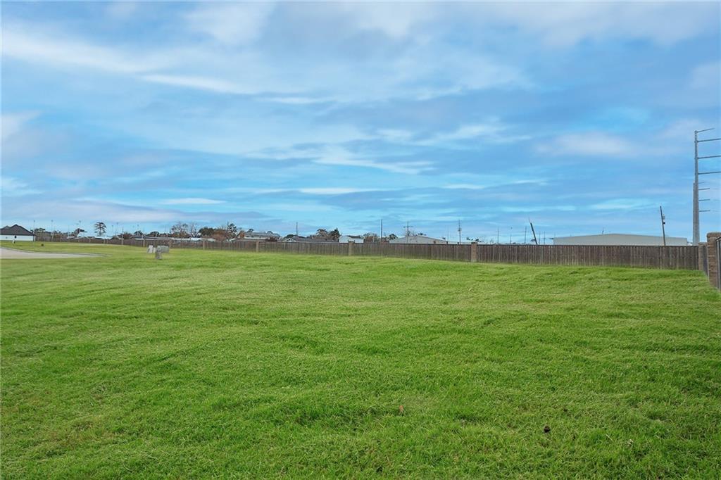 Mallard Drive, Westwego, Louisiana image 5