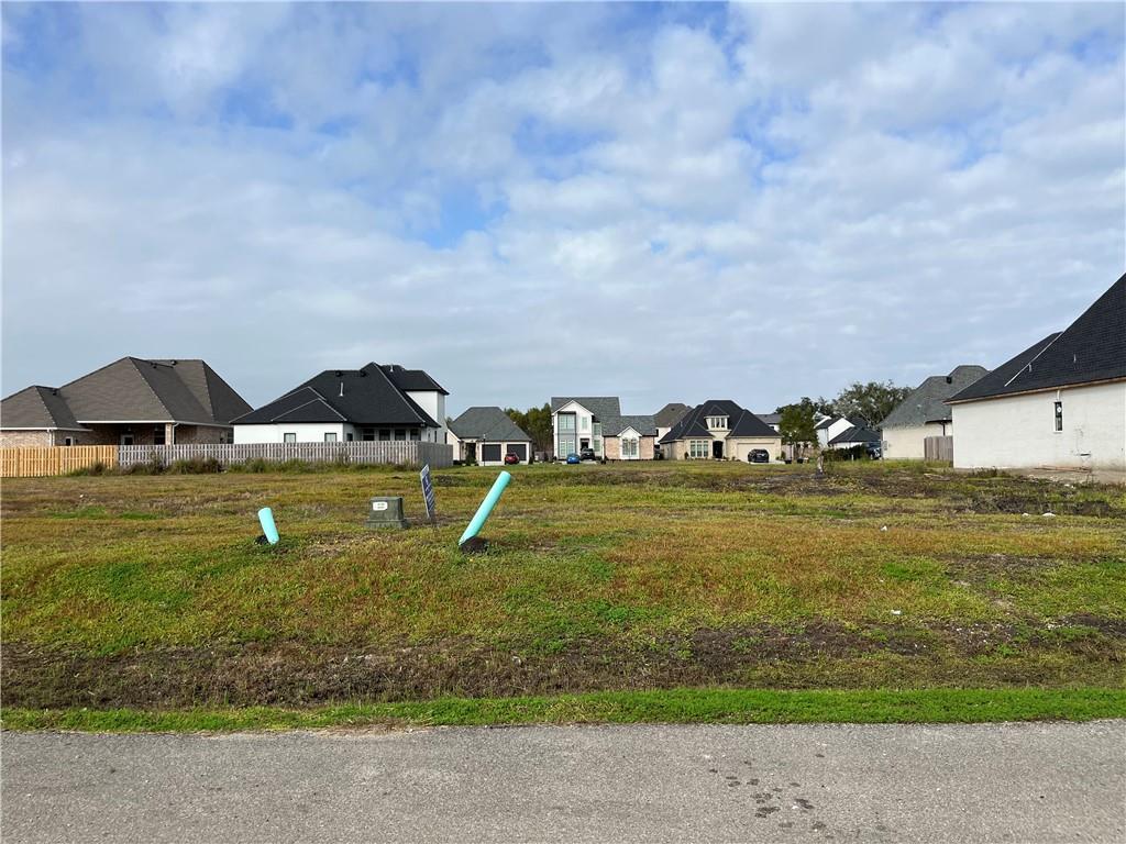 105 Pintail Point, Belle Chasse, Louisiana image 1