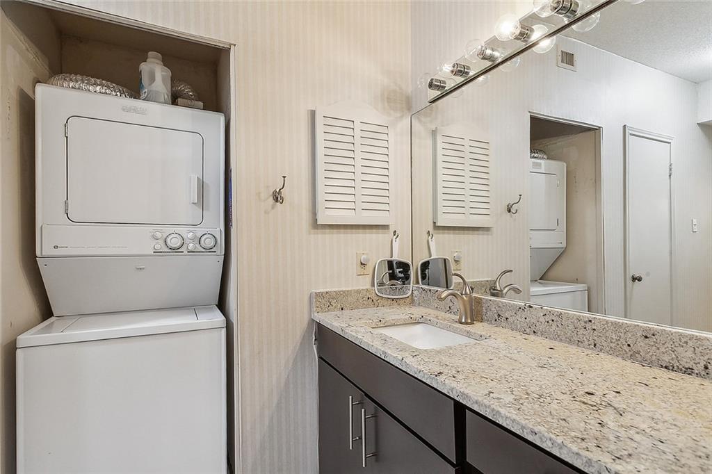 1750 St Charles Avenue #513, New Orleans, Louisiana image 11