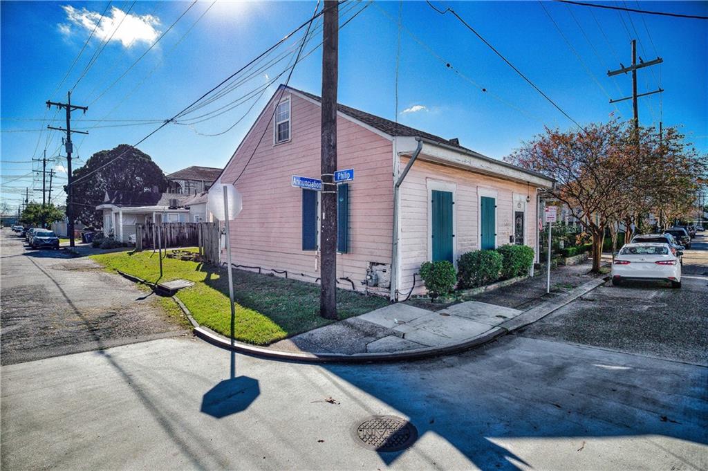 2300 Annunciation Street, New Orleans, Louisiana image 3