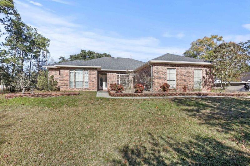 1020 Claire Drive, Slidell, Louisiana image 2