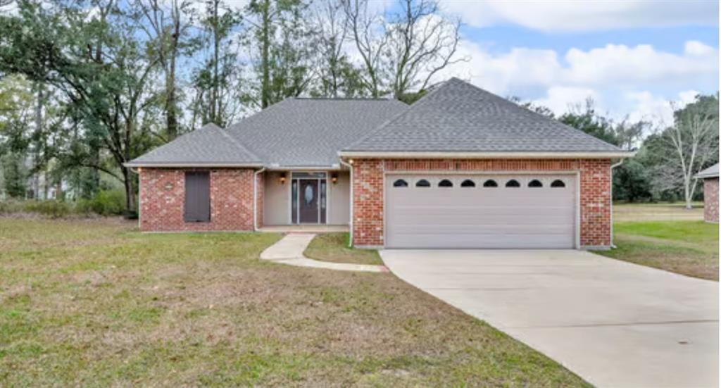 11352 Autumn Brook Drive, Ponchatoula, Louisiana image 1