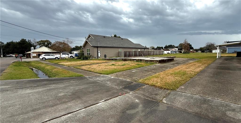 6908 Royal Street, Arabi, Louisiana image 2