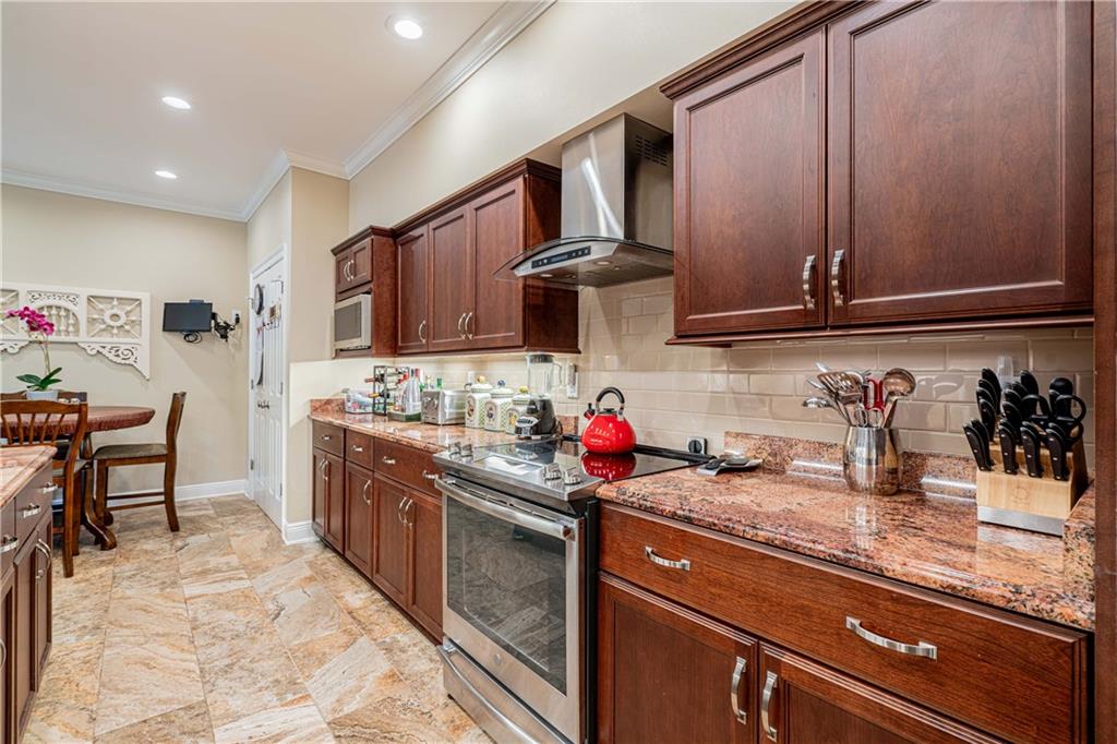 800 Rue Rampart Court #303, Metairie, Louisiana image 11