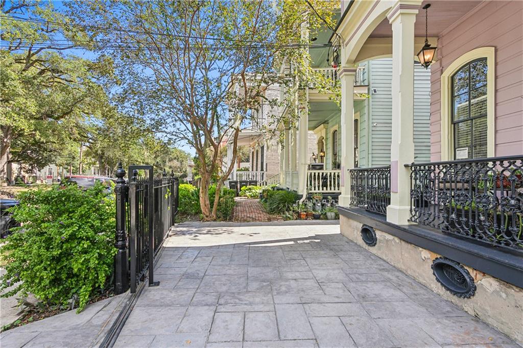 1328 Esplanade Avenue, New Orleans, Louisiana image 4