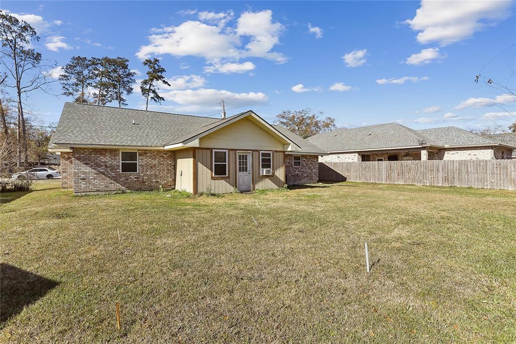 1741 Mill Garden Drive, Ponchatoula, Louisiana image 13