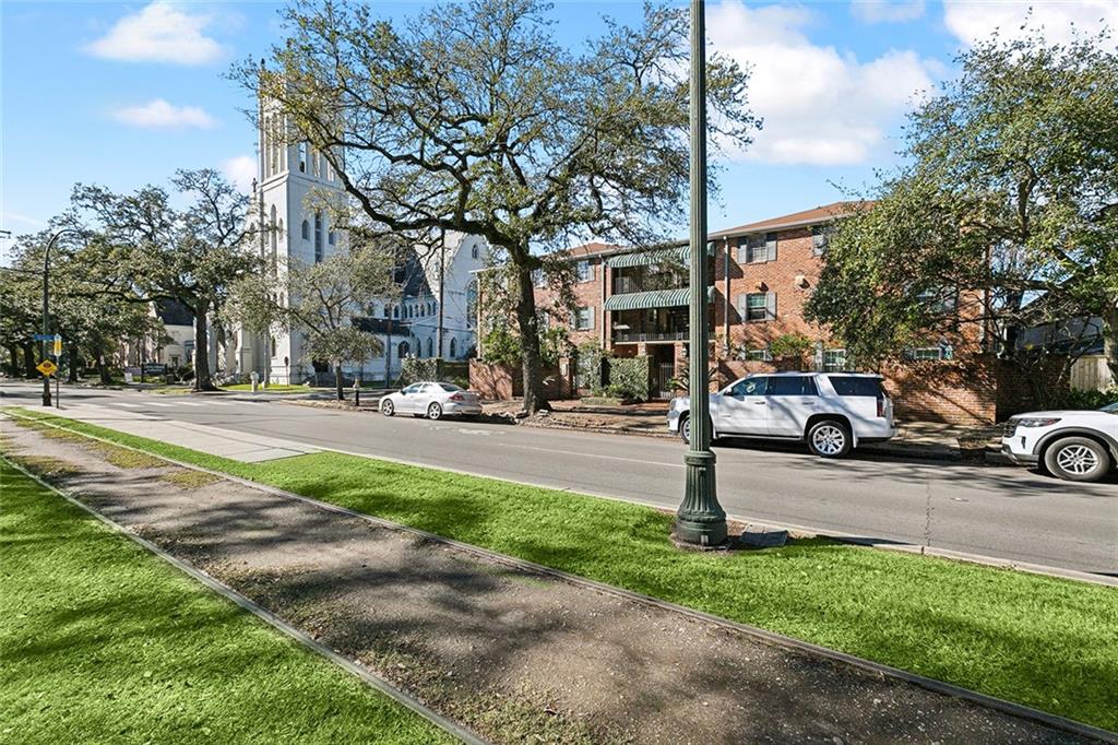 2855 St Charles Avenue #104, New Orleans, Louisiana image 17