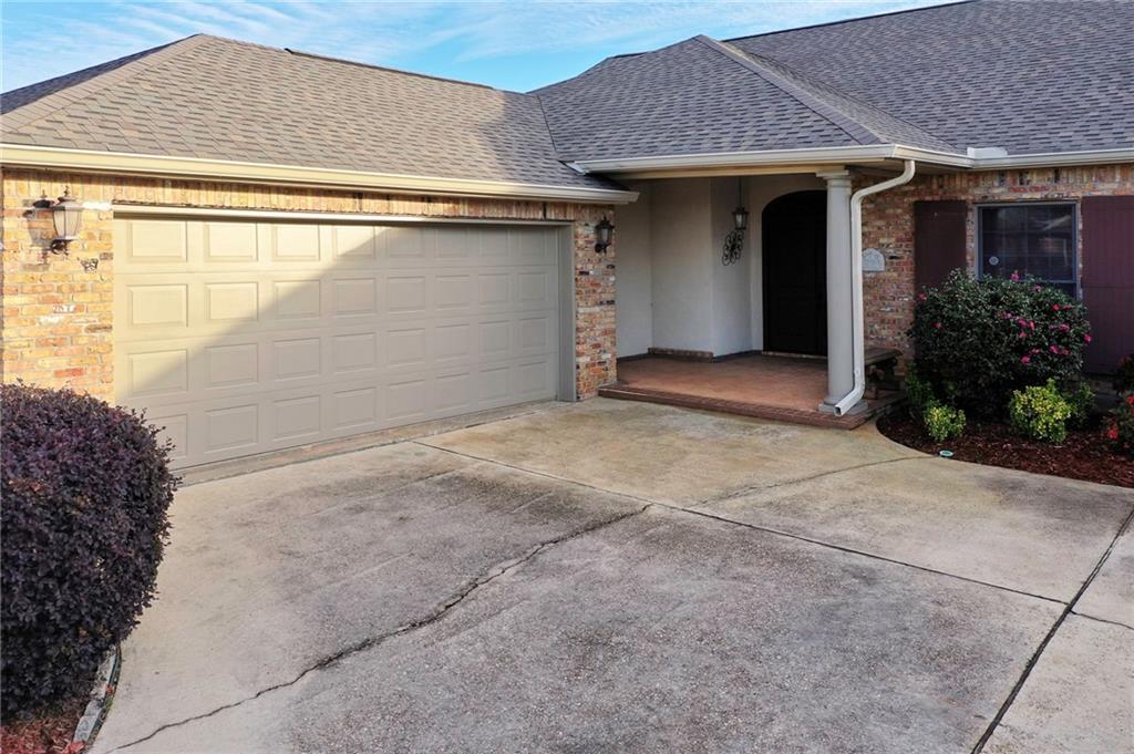 412 Moonraker Drive, Slidell, Louisiana image 2