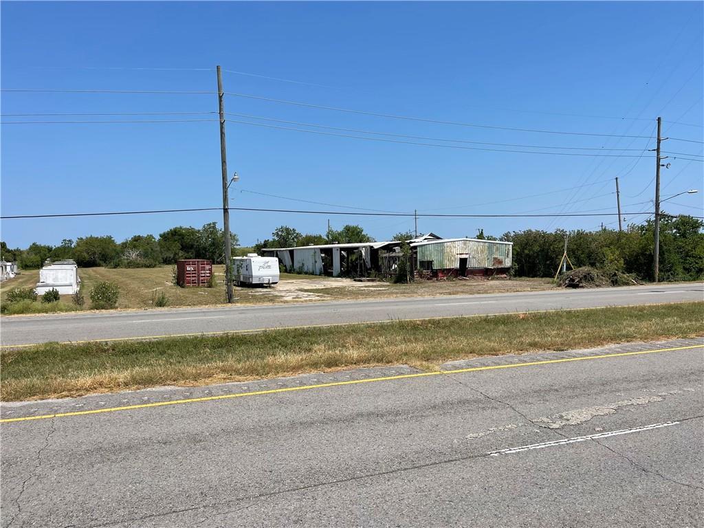 41735 Highway 23 Highway, Boothville, Louisiana image 1