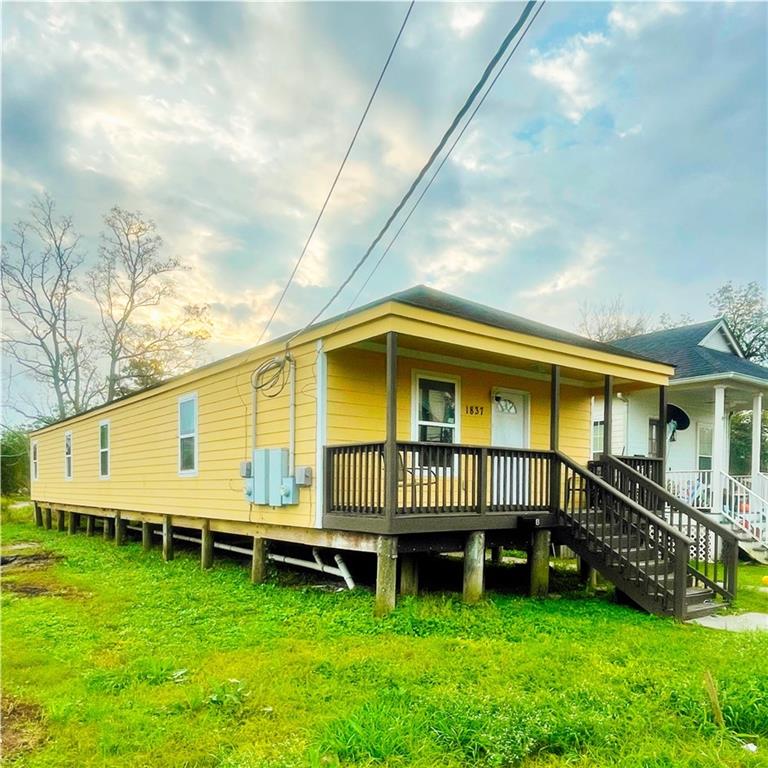 1837 Charbonnet Street, New Orleans, Louisiana image 3