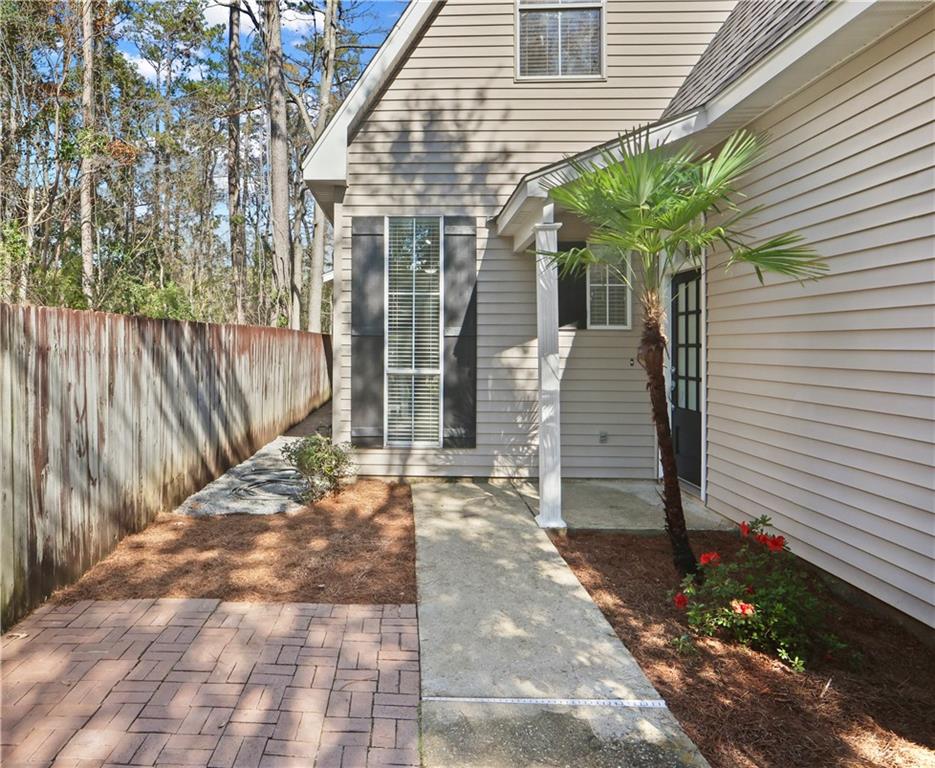 626 S Village Lane #A, Mandeville, Louisiana image 2