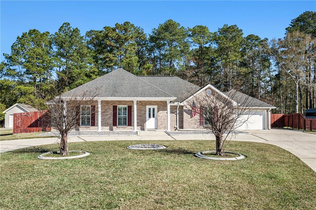 1053 Forest Ridge Loop, Pearl River, Louisiana image 1