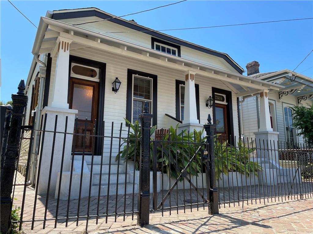 2316 Laurel Street, New Orleans, Louisiana image 3