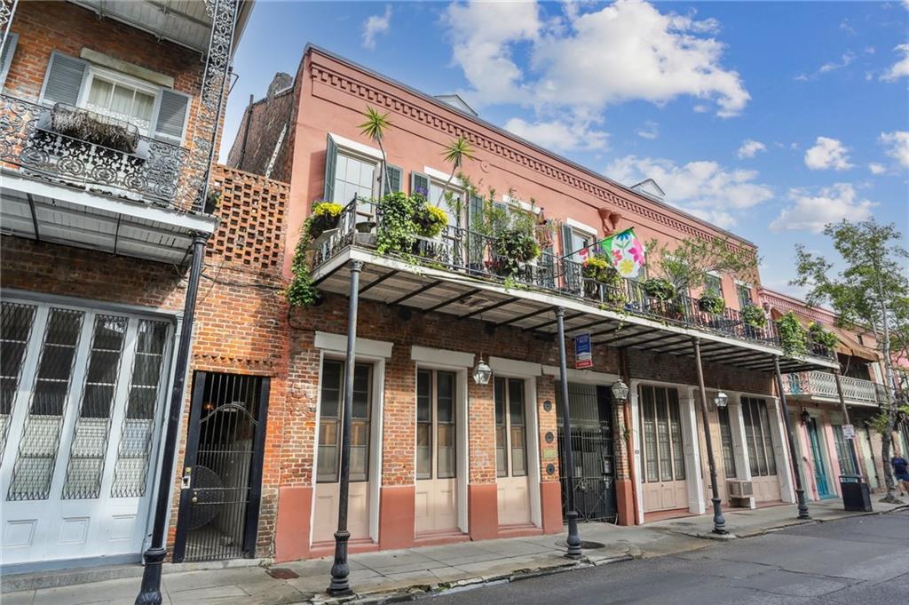 931 Chartres Street #12, New Orleans, Louisiana image 3