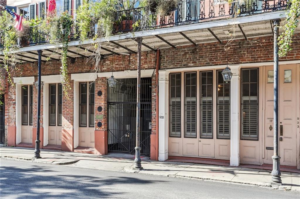 931 Chartres Street #16, New Orleans, Louisiana image 2