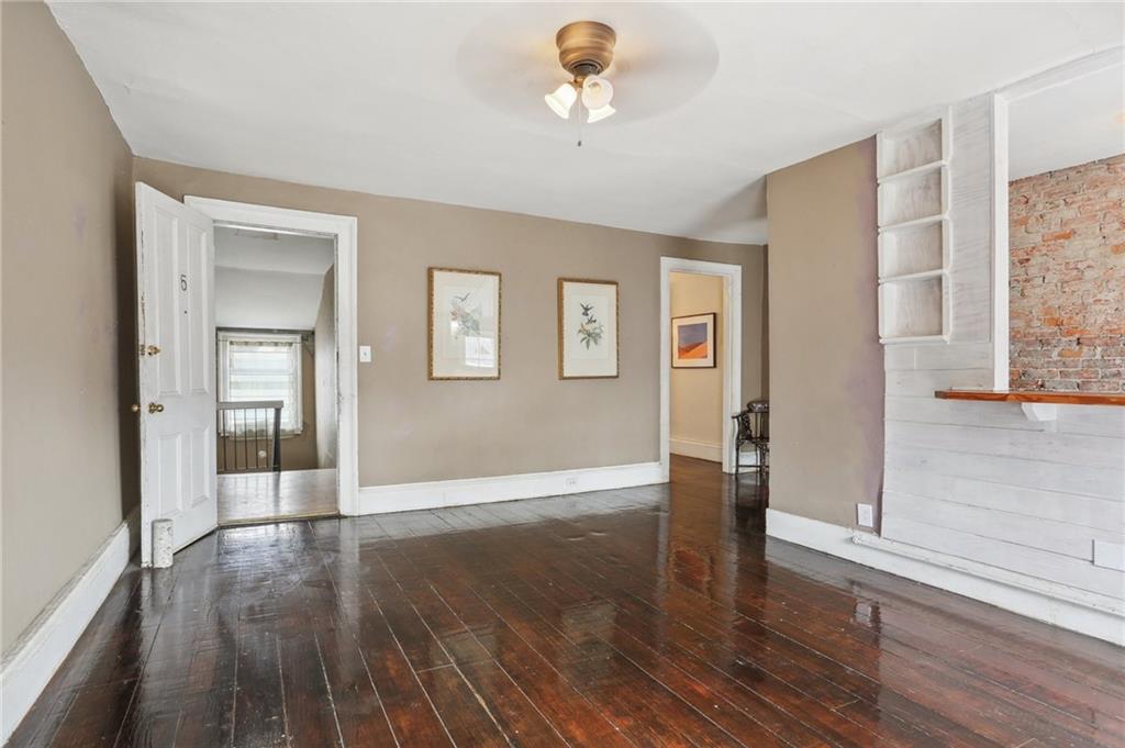 833 Burgundy Street, New Orleans, Louisiana image 4