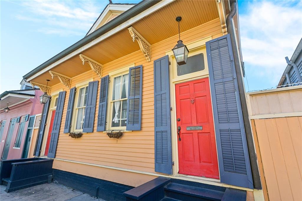 1018 16 St Ann Street, New Orleans, Louisiana image 1