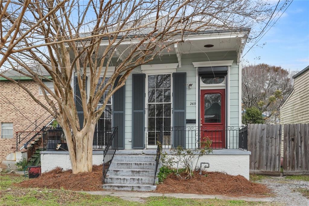 2419 Lapeyrouse Street, New Orleans, Louisiana image 2