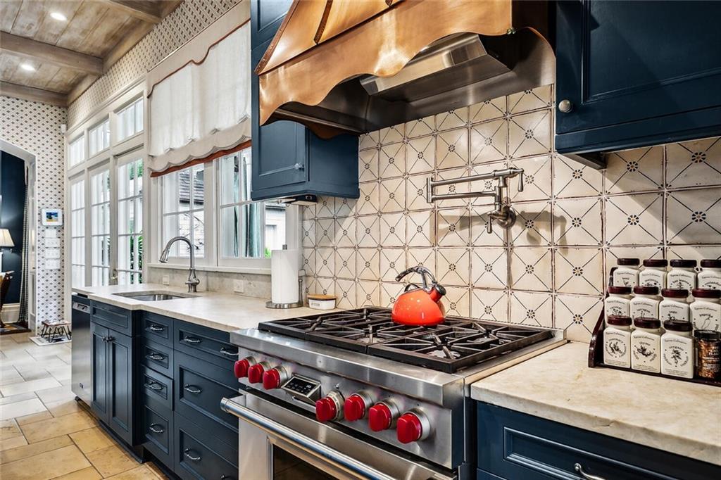 2425 Coliseum Street, New Orleans, Louisiana image 11