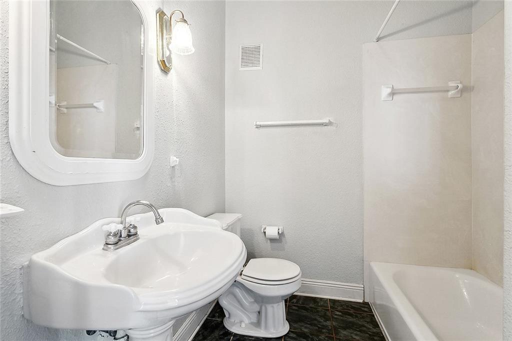 605 Toulouse Street, New Orleans, Louisiana image 11