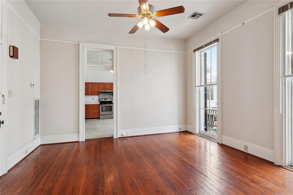 605 Toulouse Street, New Orleans, Louisiana image 6