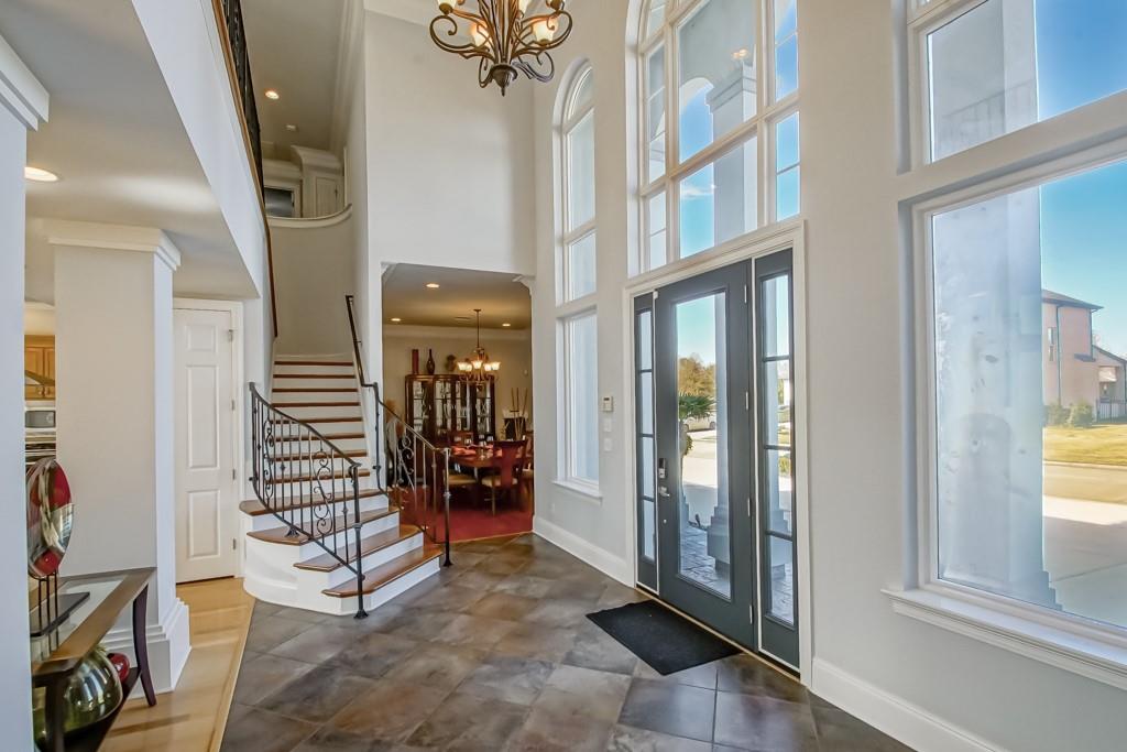 132 Pine Valley Drive, New Orleans, Louisiana image 4