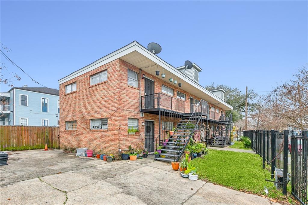 1429 Govenor Nicholls Street, New Orleans, Louisiana image 3