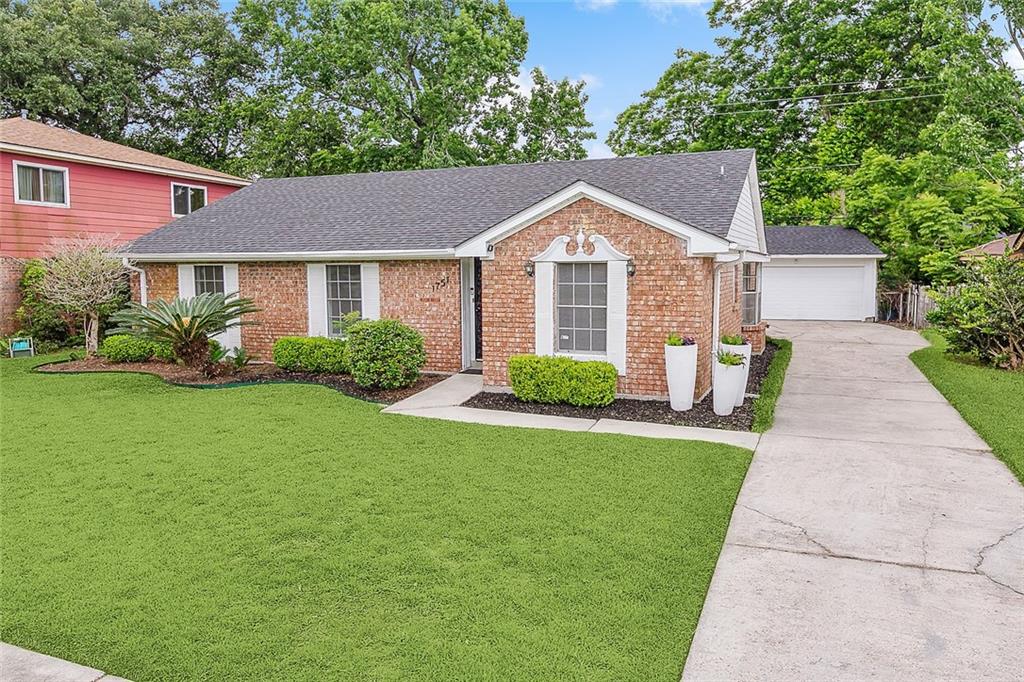 1751 Holiday Drive, New Orleans, Louisiana image 1