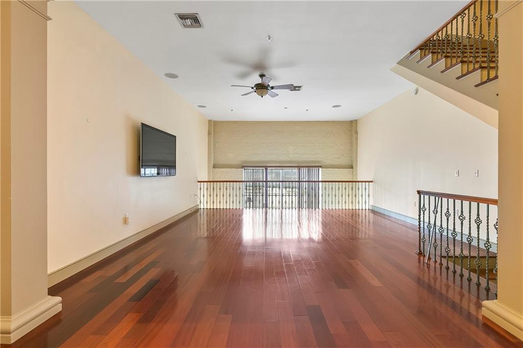 1071 Tchoupitoulas Street, New Orleans, Louisiana image 10