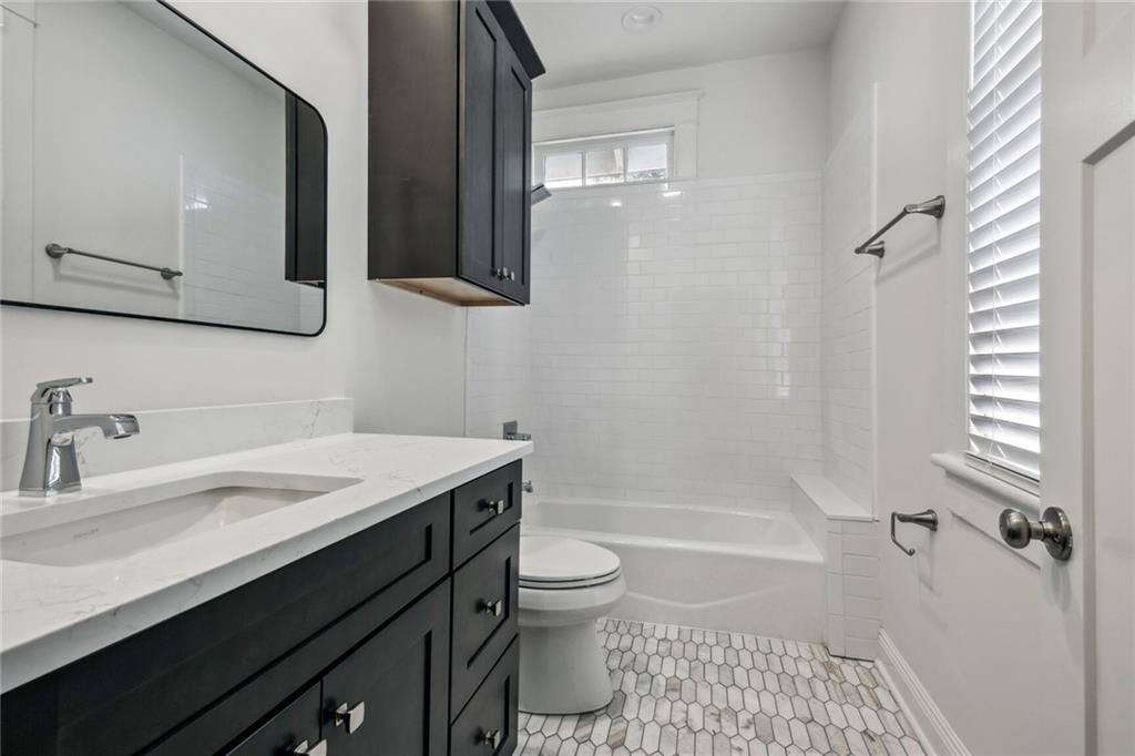 3718 20 Banks Street, New Orleans, Louisiana image 23