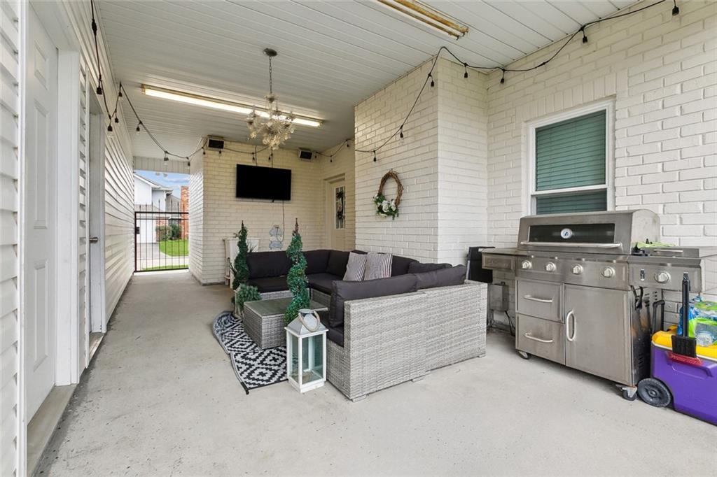 1125 Kingswood Drive, Westwego, Louisiana image 23