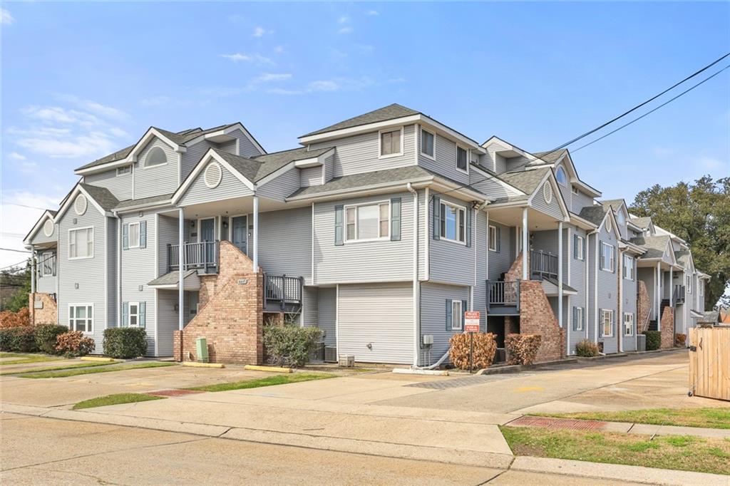 listing main picture