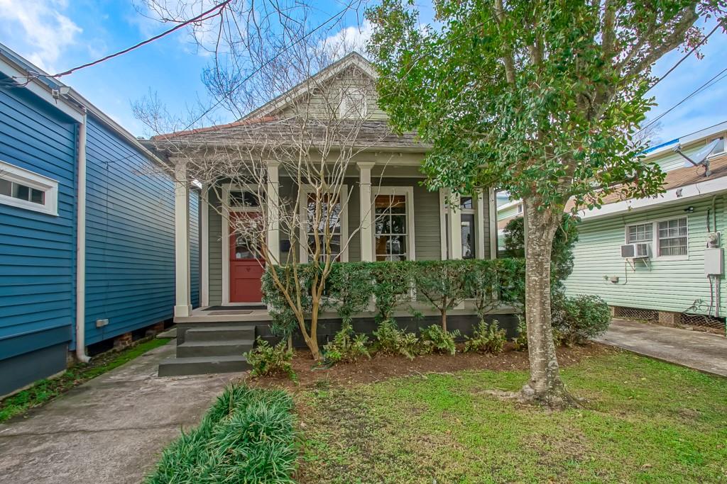 726 Constantinople Street, New Orleans, Louisiana image 1