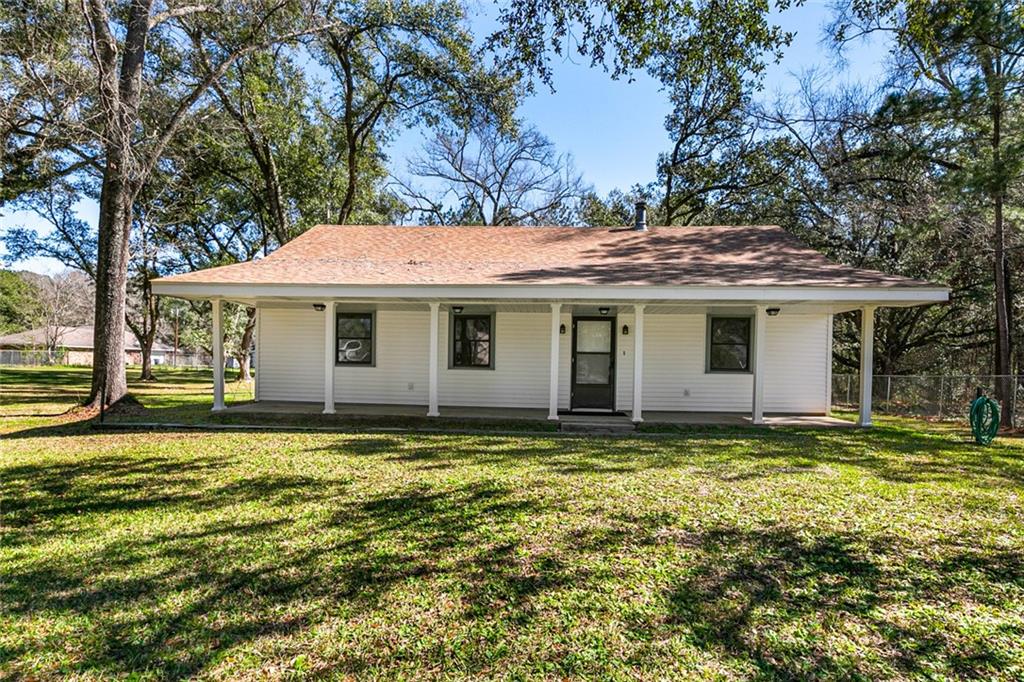 62 Oak Park Drive, Madisonville, Louisiana image 1