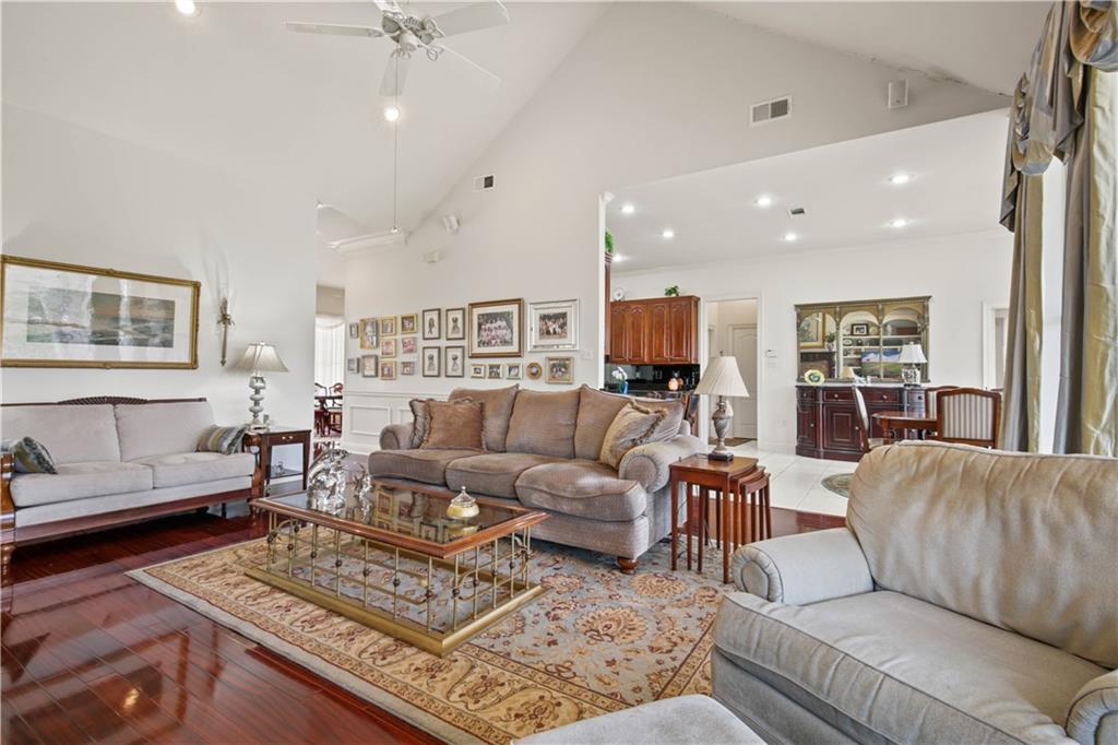 306 Chestnut Oak Drive, Mandeville, Louisiana image 9