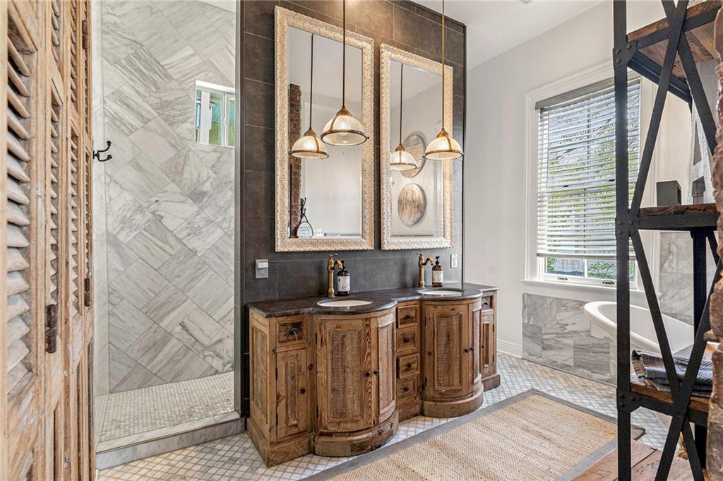 1244 Annunciation Street, New Orleans, Louisiana image 17